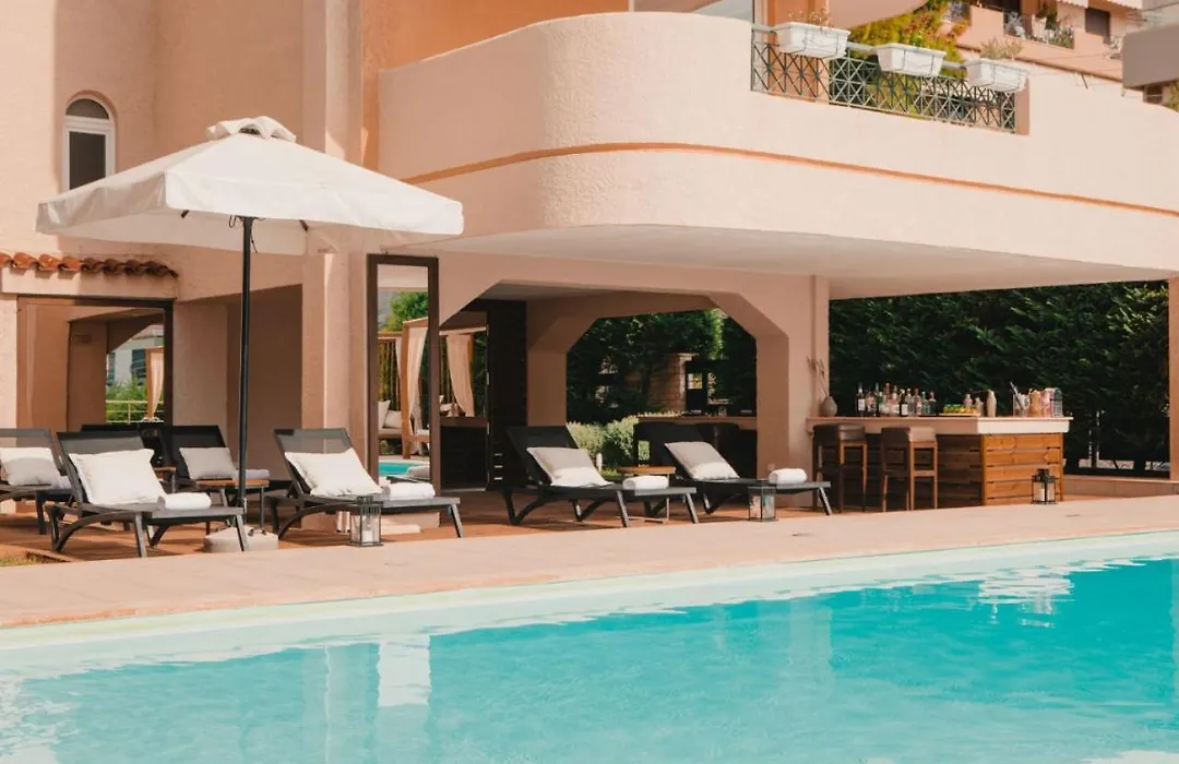 Blue Note Resort & Club-1